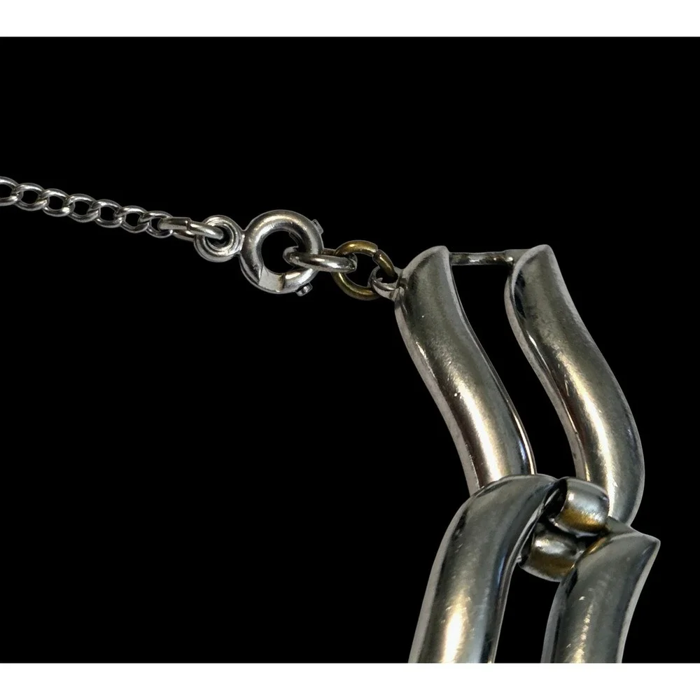 Vintage MONET Wavy‎ Link Silver Tone Bracelet Safety Chain 7